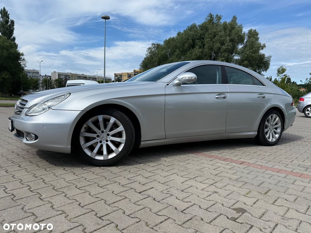 Mercedes-Benz CLS - 4