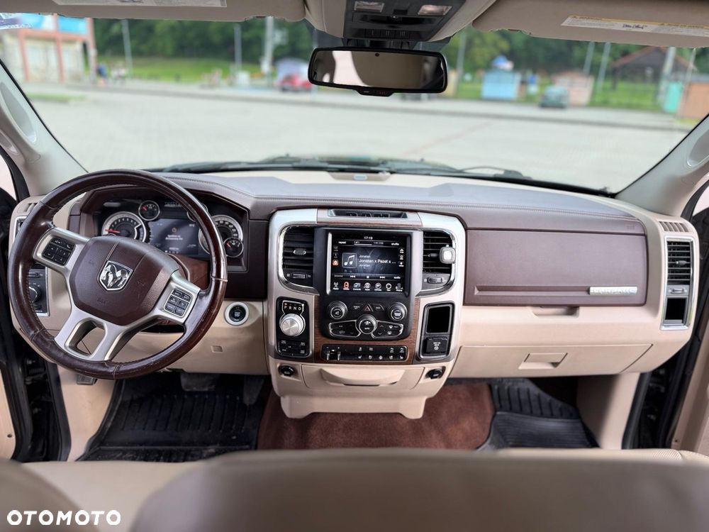 RAM 1500 Crew Cab Laramie - 10