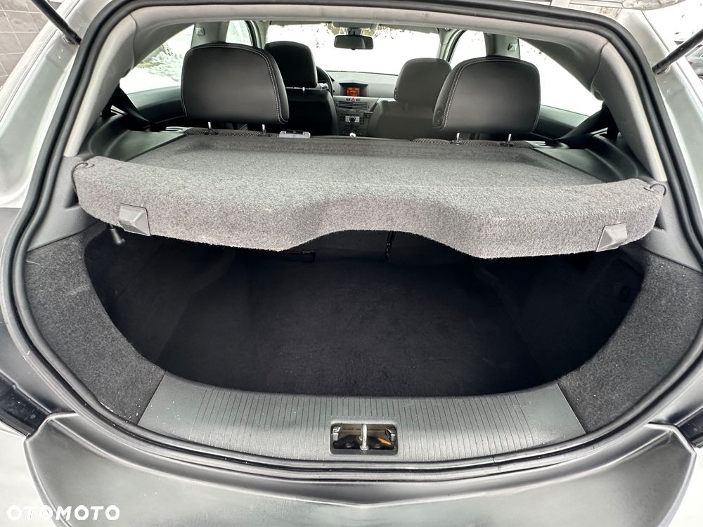 Opel Astra 1.6 Edition Plus - 17