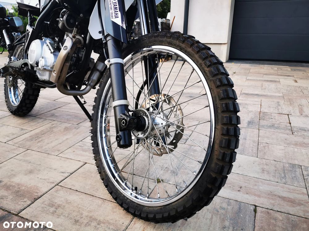 Yamaha WR - 25