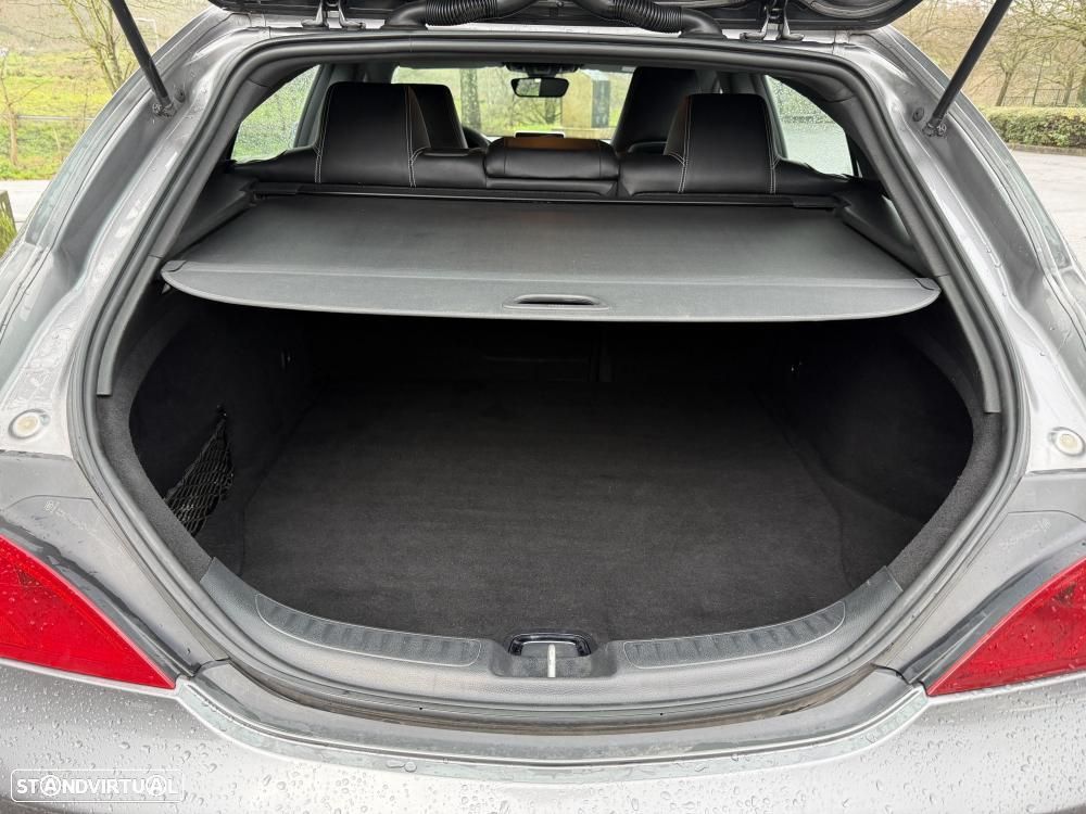 Mercedes-Benz CLA 180 d Shooting Brake Urban Aut. - 28