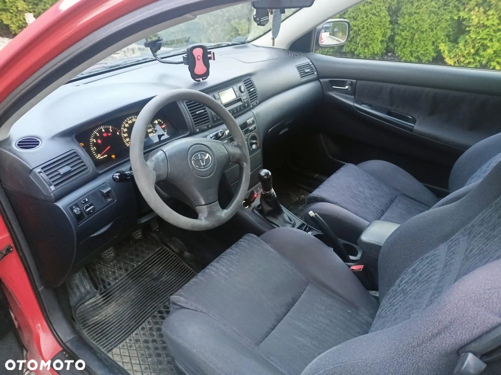Toyota Corolla 2.0 D-4D Sol - 26