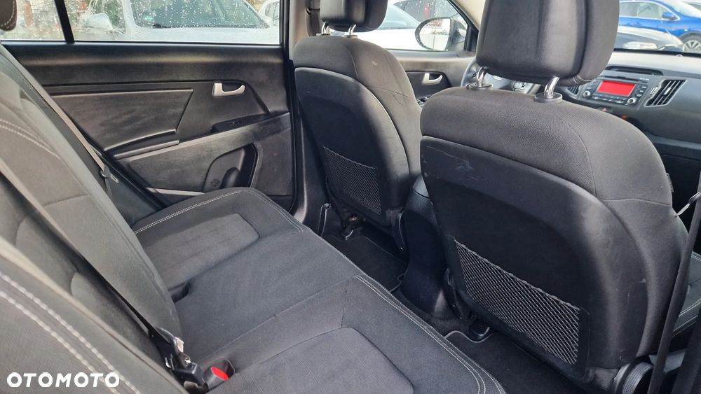 Kia Sportage 1.7 CRDI 2WD ISG Attract - 12