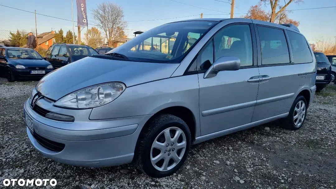 Peugeot 807 2.0 HDi SR - 2
