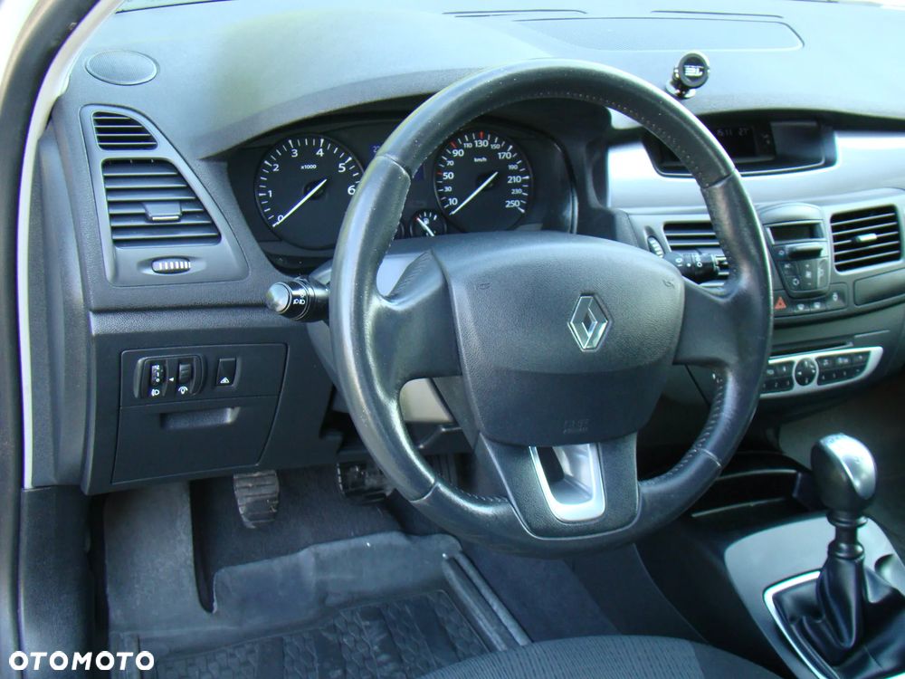 Renault Laguna - 16