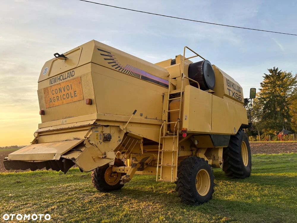 New Holland TX 66 - 3
