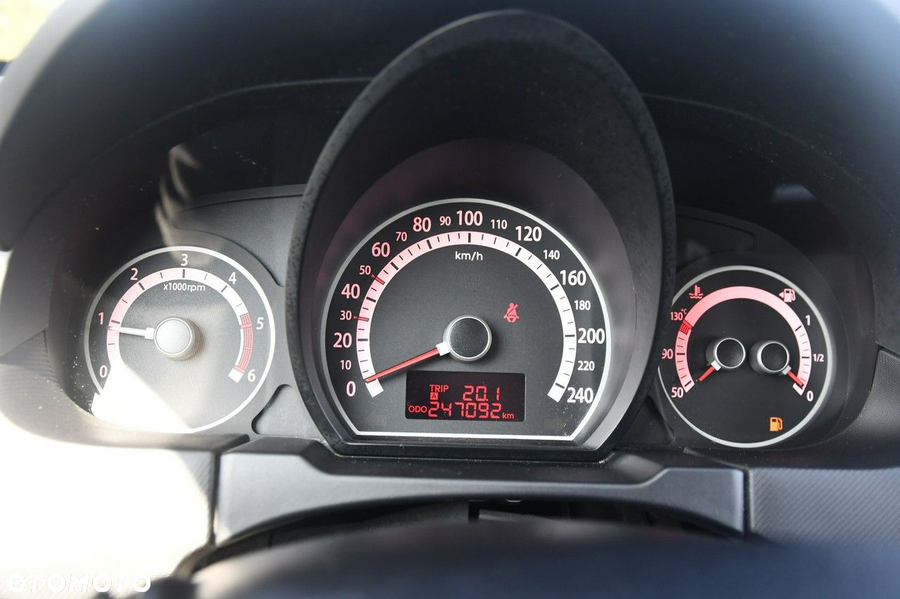 Kia Ceed - 31