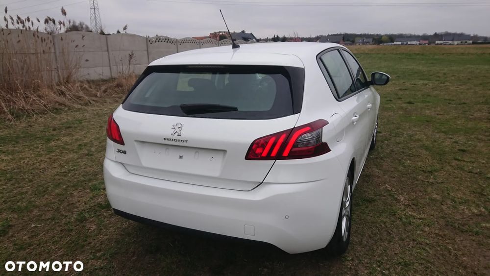 Peugeot 308 - 11