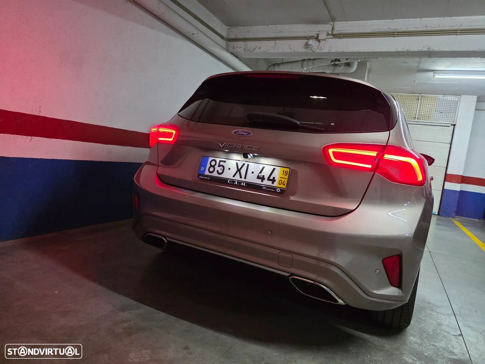 Ford Focus 1.5 TDCi ECOBlue Vignale - 4