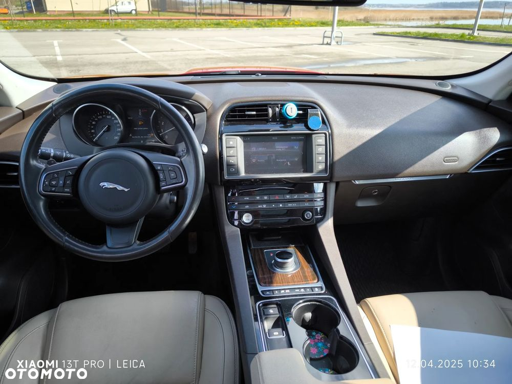 Jaguar F-Pace 35t AWD Portfolio - 9