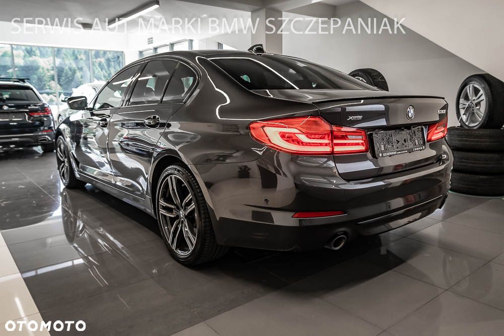 BMW Seria 5 530i xDrive Sport Line - 8