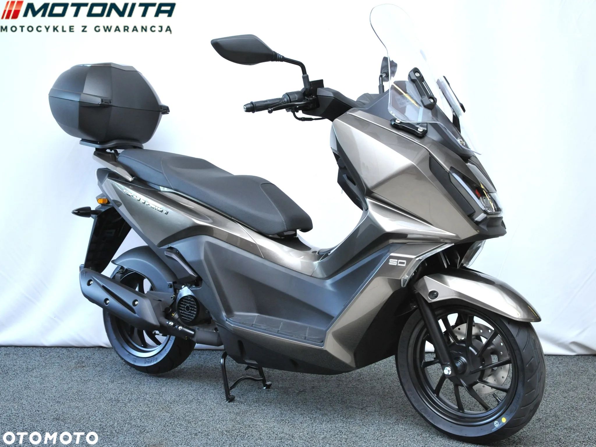 Kymco Skytown - 1
