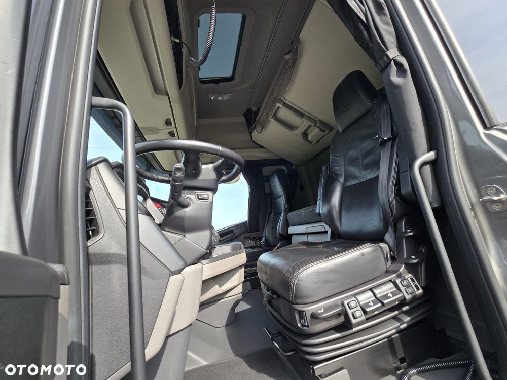 Scania 460 S - 27
