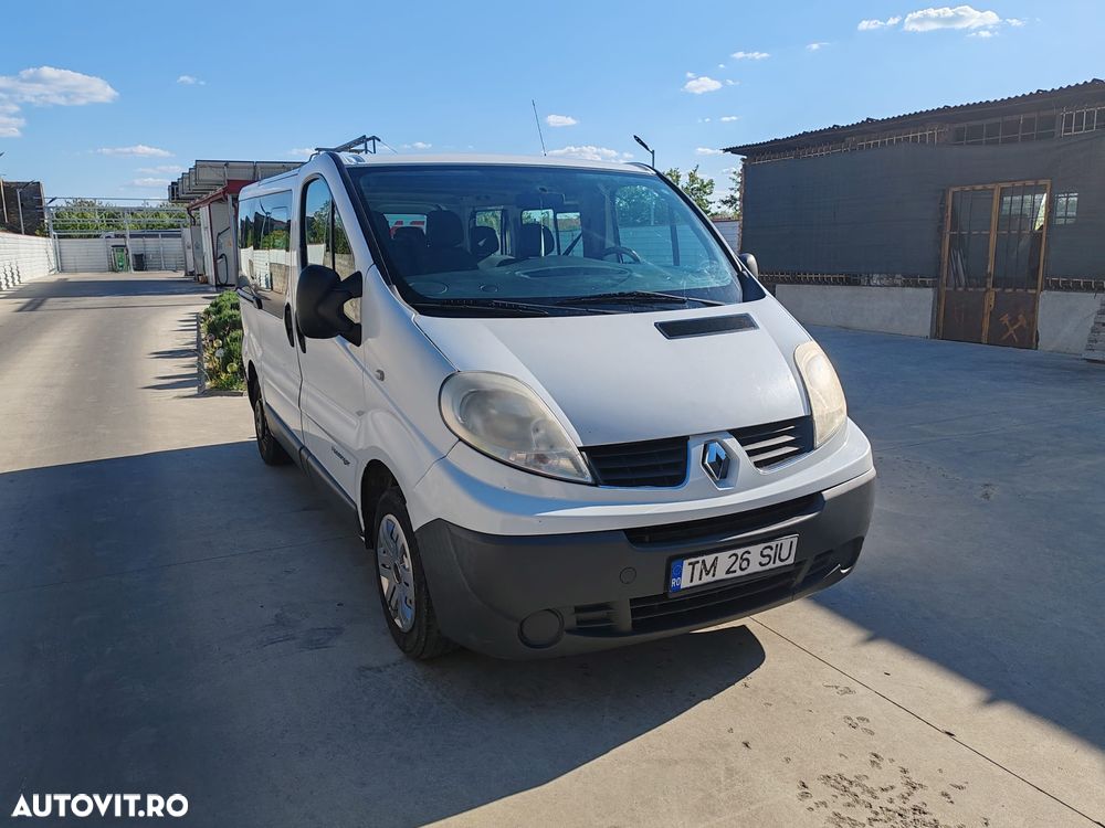 Renault Trafic - 1