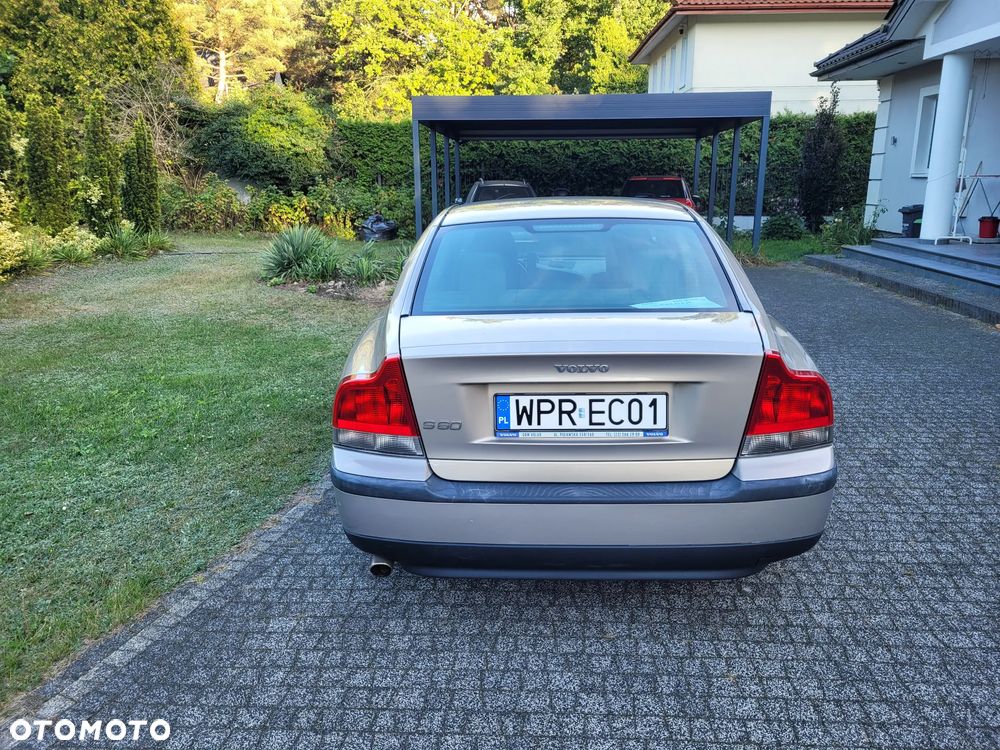 Volvo S60 2.4 Optima - 4