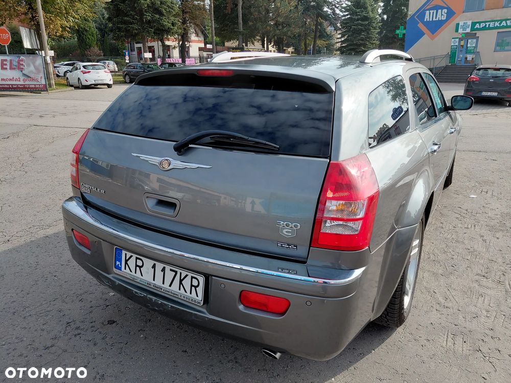 Chrysler 300C 3.0 V6 CRD - 6