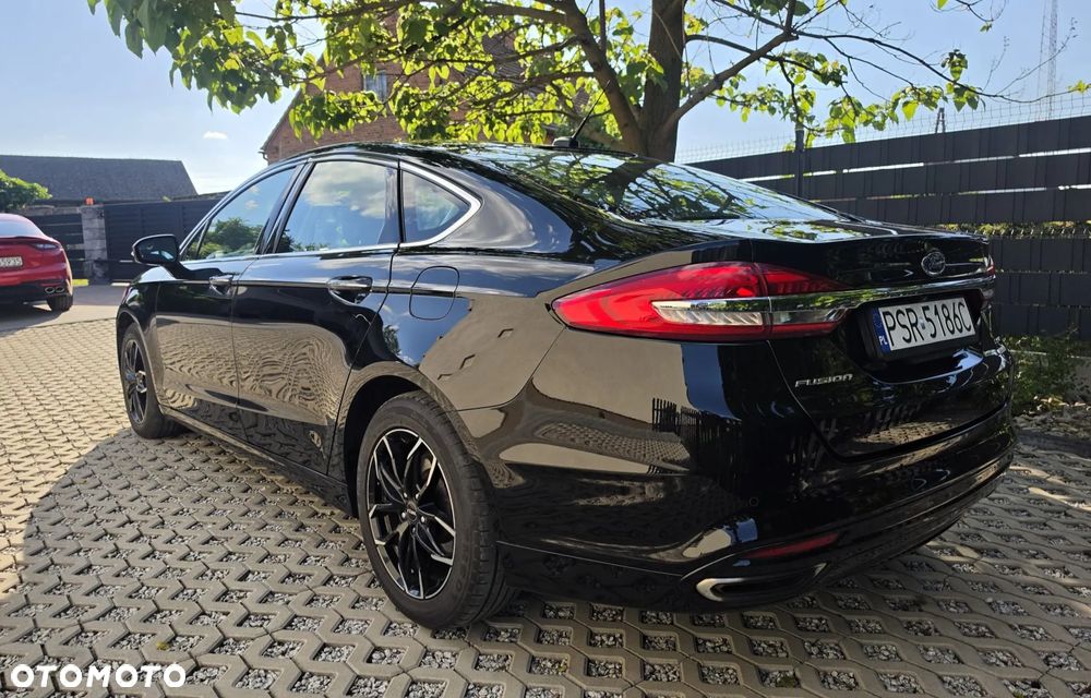 Ford Fusion - 7