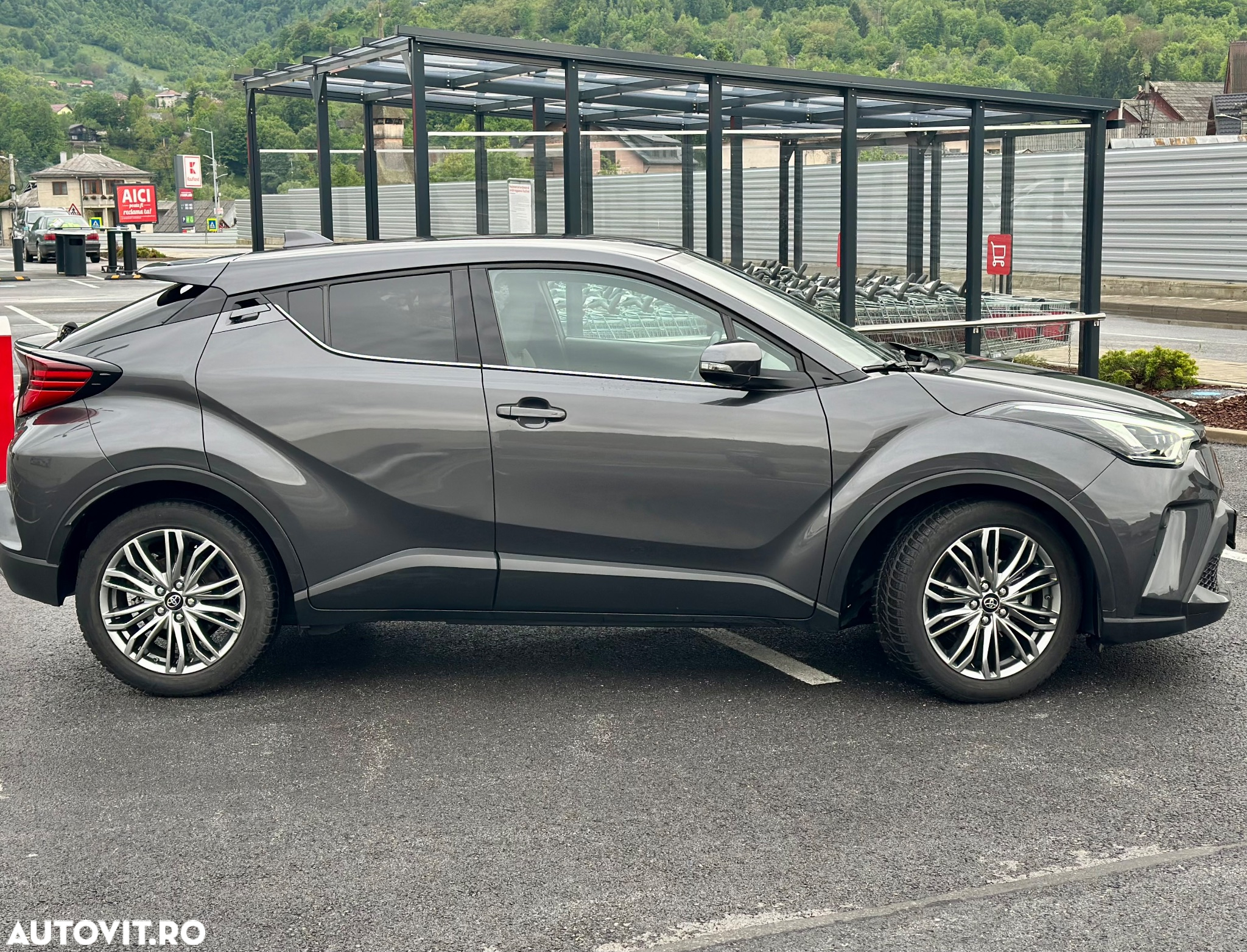Toyota C-HR 1.8 HSD 122 CP 4x2 CVT Style - 3