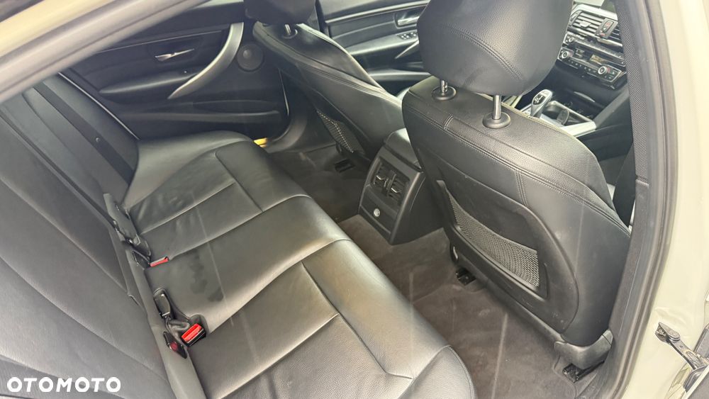 BMW Seria 3 ActiveHybrid Sport-Aut Sport Line - 19