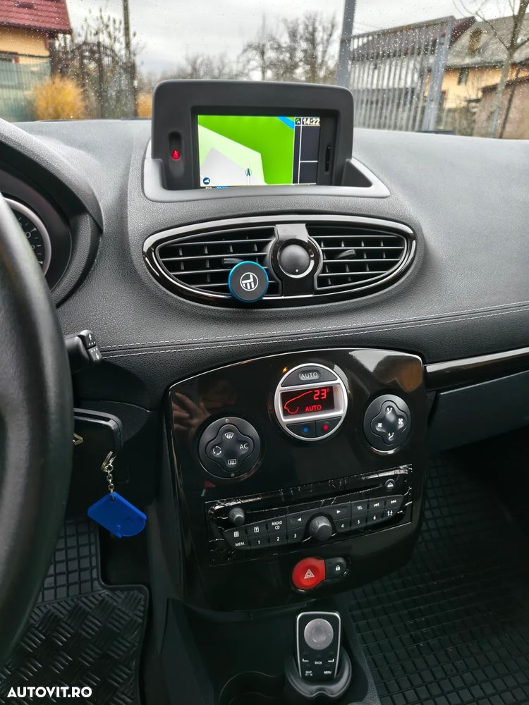 Renault Clio 1.5 dCi 90 FAP Luxe - 21