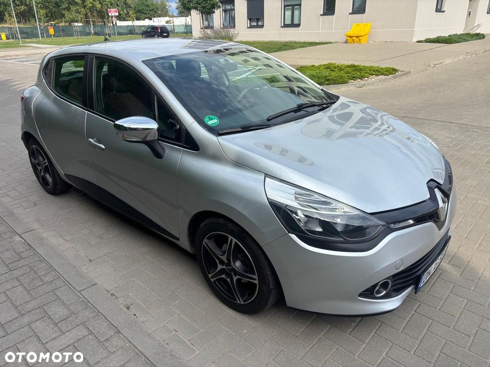 Renault Clio TCe 90 Paris - 1