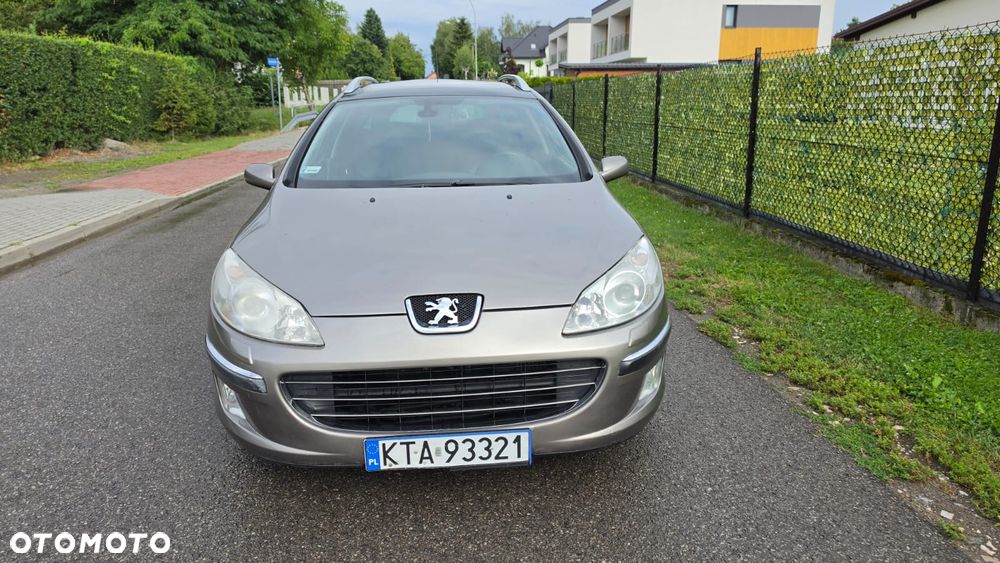 Peugeot 407 2.0 HDI Premium navtech gama - 2