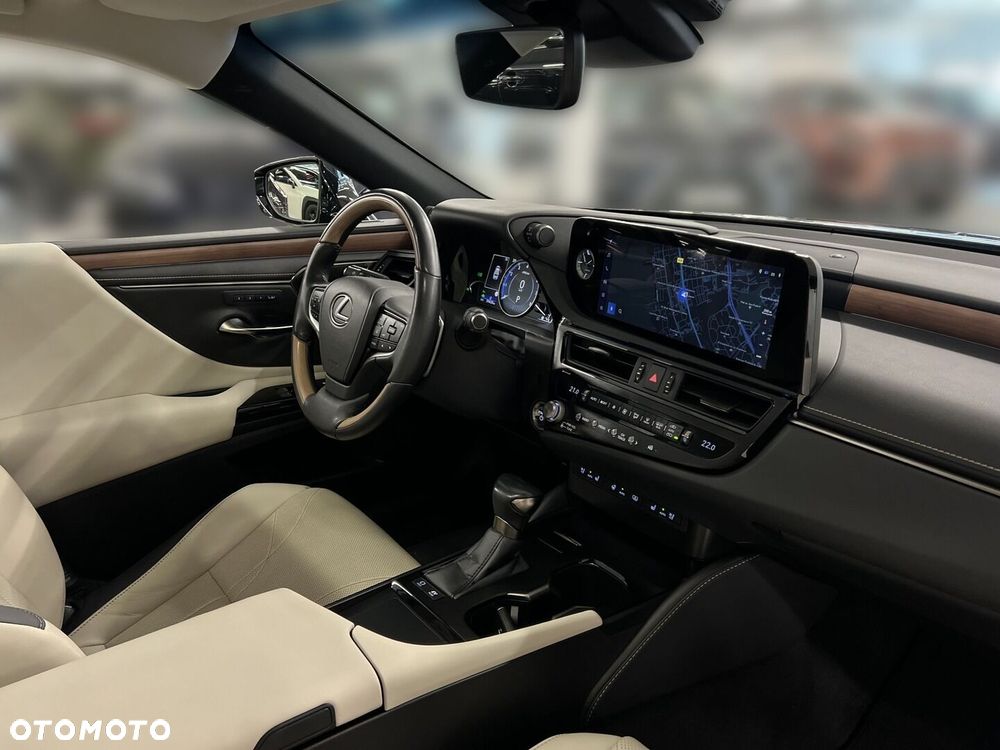 Lexus ES 300h Prestige - 5