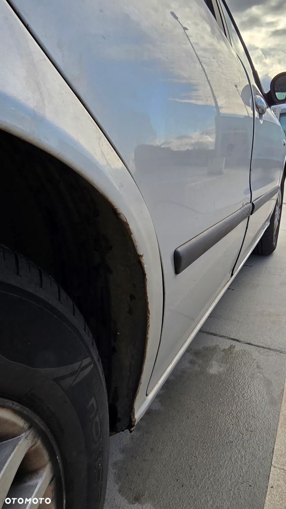 Seat Leon 1.6 Stella - 8