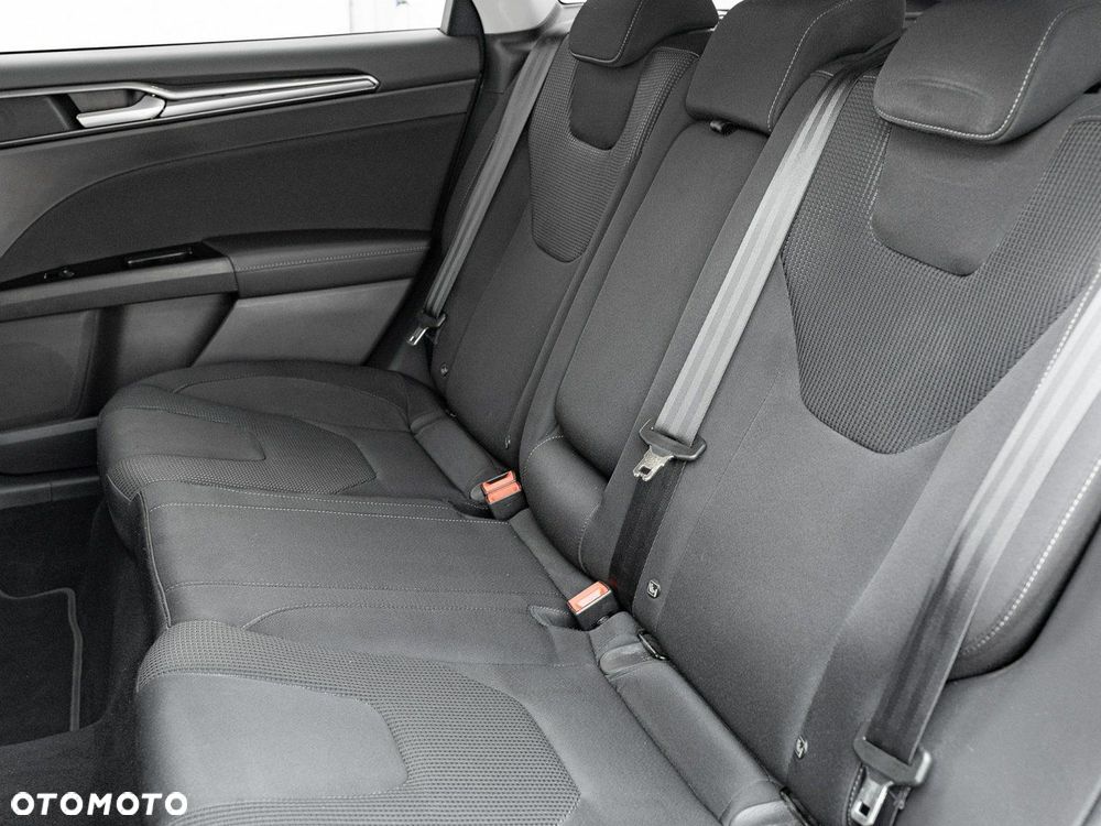 Ford Mondeo 2.0 EcoBlue Titanium - 25