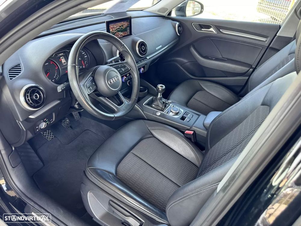 Audi A3 Sportback 1.6 TDI Design - 11