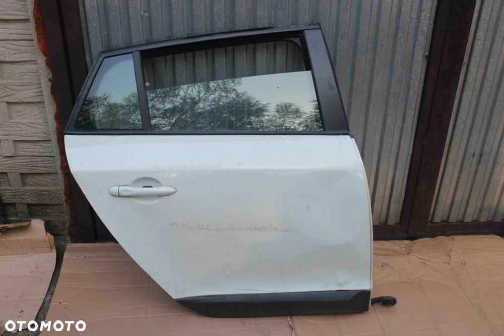 Drzwi Prawe Tylne Renault Megane III Kombi - 1