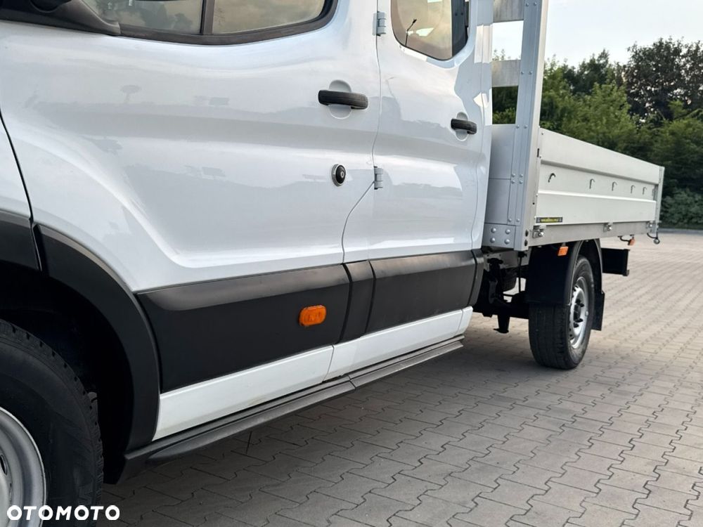 Ford Transit - 12