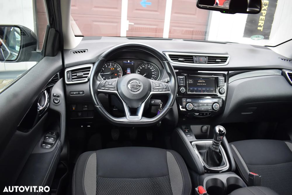 Nissan Qashqai 1.3 DIG-T N-CONNECTA - 15