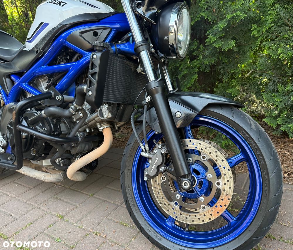Suzuki SV - 6