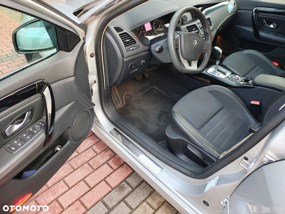 Renault Laguna 2.0 T Bose Edition - 11