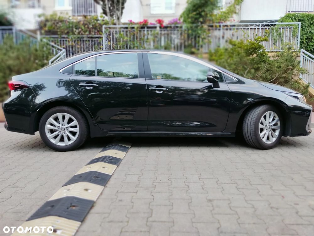 Toyota Corolla 1.8 Hybrid Comfort - 35