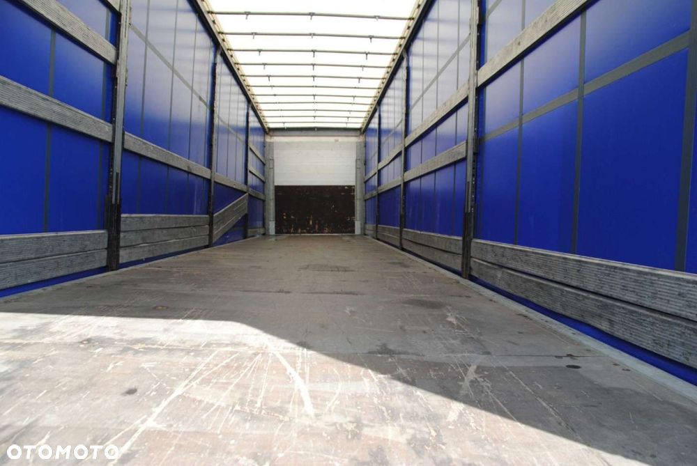 Schmitz Cargobull SCS kurtyna, podnoszona oś - 9