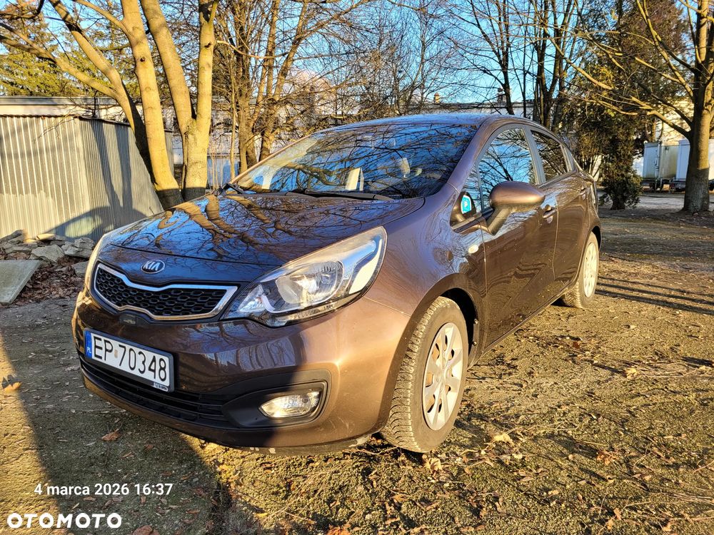 Kia Rio 1.2 M - 22