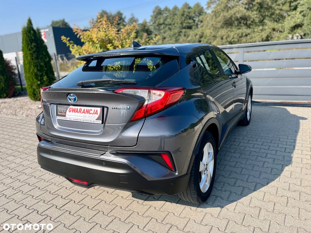 Toyota C-HR - 12