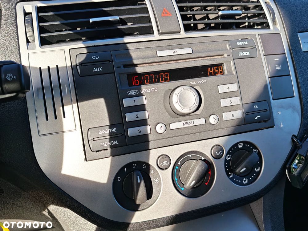 Ford C-MAX - 17