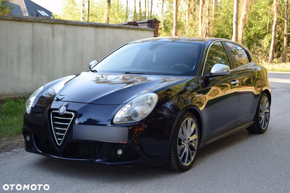Alfa Romeo Giulietta 2.0 JTDM Distinctive - 1
