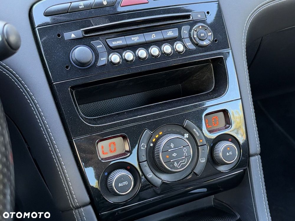 Peugeot RCZ 1.6 THP - 19
