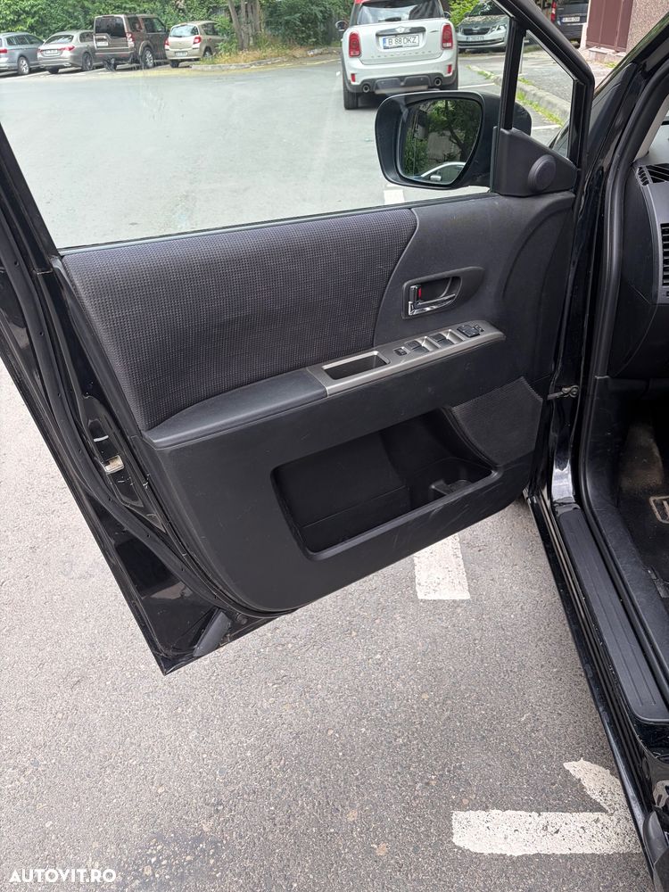 Mazda 5 - 13