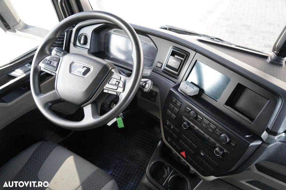 MAN TGL 12.250 / CAMION SOLO / CONTAINER 8 M / LIFT / UȘĂ LATERALĂ / 2021 - 30