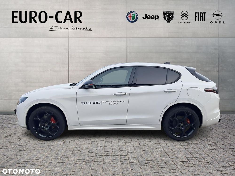 Alfa Romeo Stelvio - 3