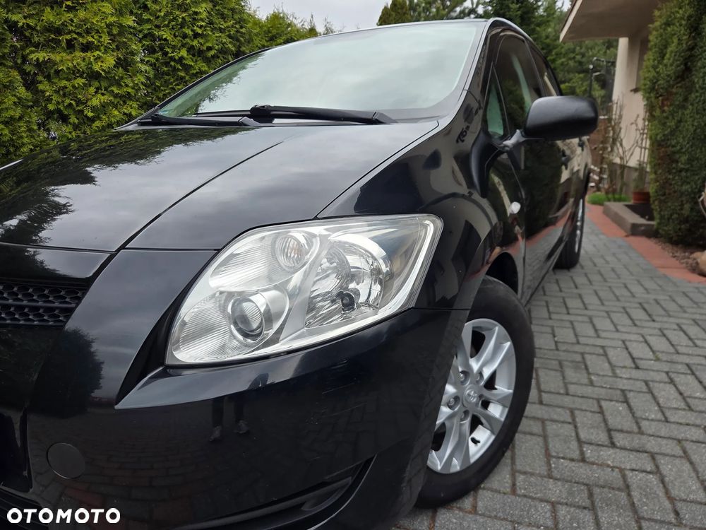 Toyota Auris 1.4 D-4D Terra - 9