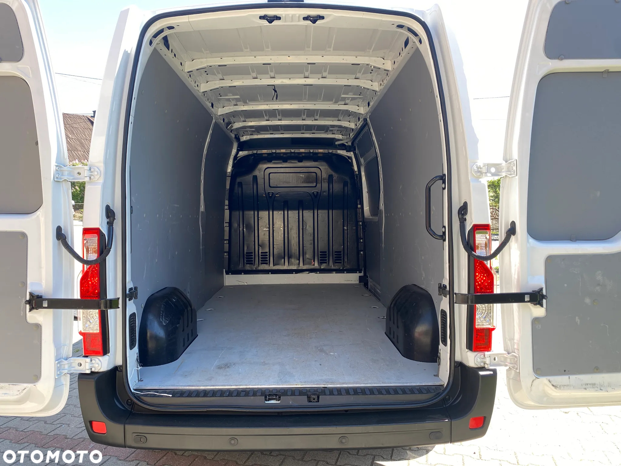 Renault Master - 24