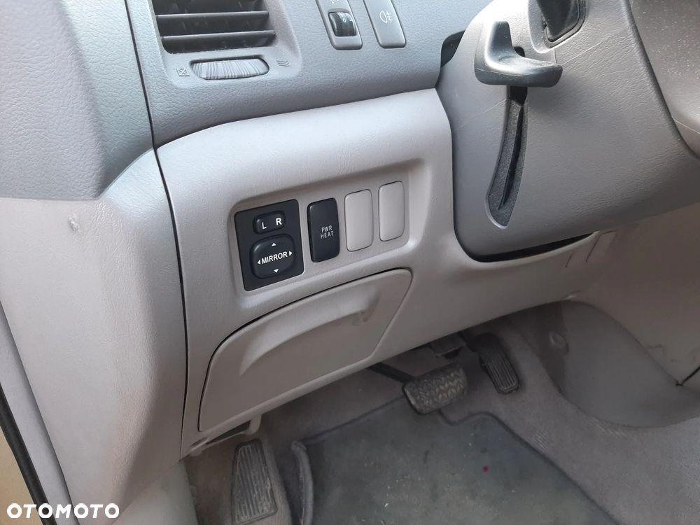 Toyota Previa 2.4 Automatik - 24
