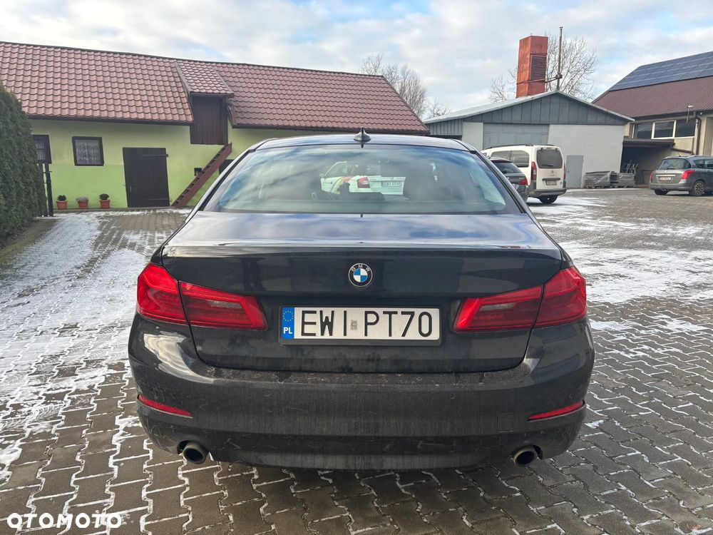 BMW Seria 5 530d xDrive Sport Line - 6