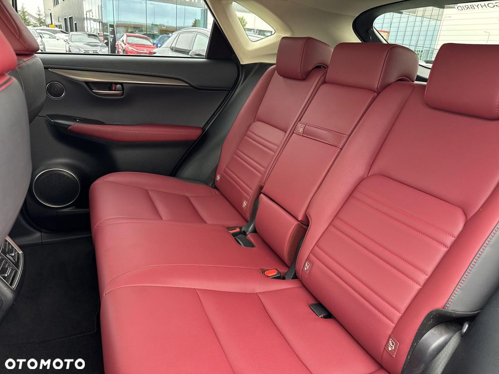 Lexus NX 300h F Impression AWD - 14